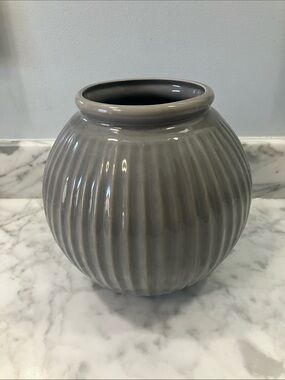 IKEA Gray Ribbed Ceramic Globe Vase 7in tall round ball stoneware